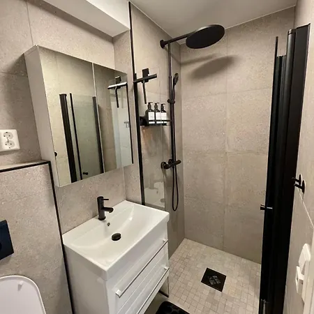 Modern Only 5 Minutes From Centre Bergen